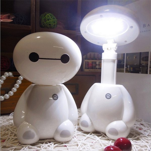 Uppladdningsbar skrivbordslampa Hopfällbar LED Söt utseende Tecknad skrivbordslampa för studentrum Sovrum Baymax 10x8,4x17,5cm
