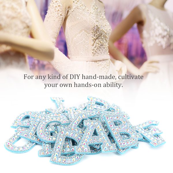 Siniset Rhinestone-laastarit A Z 26 Englanninkieliset kirjaimet Vaateommel Koristeet Vaatteiden laastarit Tarrat