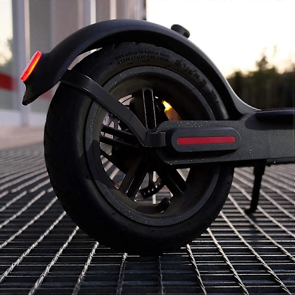 Bakre Stänkskärm Och Fäste Tillbehör Med Bakljus För M365/m365 Pro Scooter Med Skruvar Och Skruv Zekai