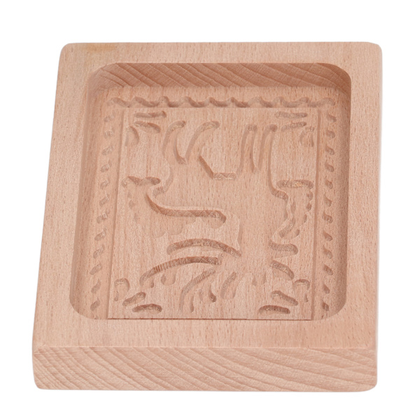 Utskjært kjeksform i tre, kakeform, pepperkakepresse, stempel, pregeform, elgform