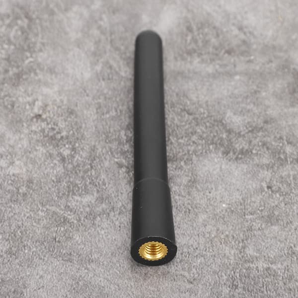 Kort bilantenne AM/FM radiosignalantenne med 3 skruer Universal modificerede dele