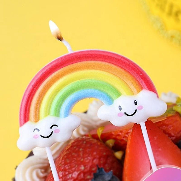 Syntymäpäiväkynttiläsetti - Rainbow Clouds Smiley -suunnittelu (5 kpl)