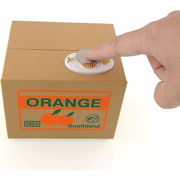 Sparebøsse som sparer mynter, søt dyre sparegris som stjeler penger, hvit katt, oransje