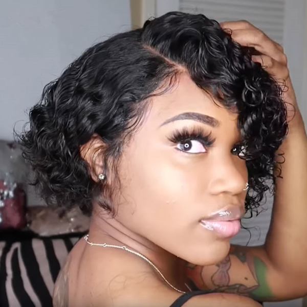Kort lockig peruk afro människohår peruk mode kvinnor spets front peruk för Cosplay Party