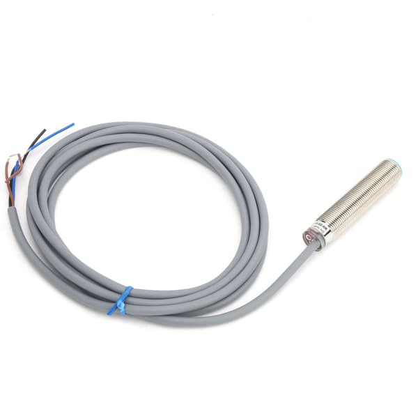 BERM Beröringslös omkopplare Cylindrisk formad 3-tråds PNP normalt stängd sensor 10-30VDC