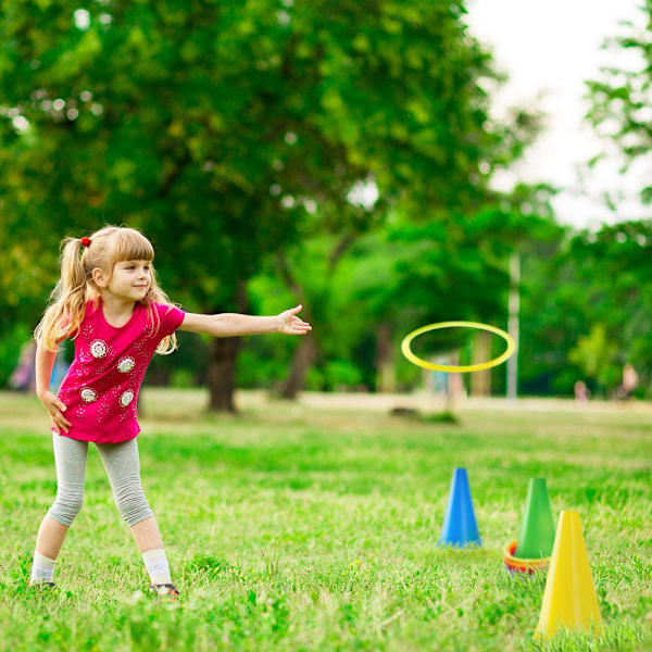 Kids Outdoor Ring Toss Game Set - Roliga Carnival Garden Backyard Outdoor Games med Traffic Cone Bean Bags