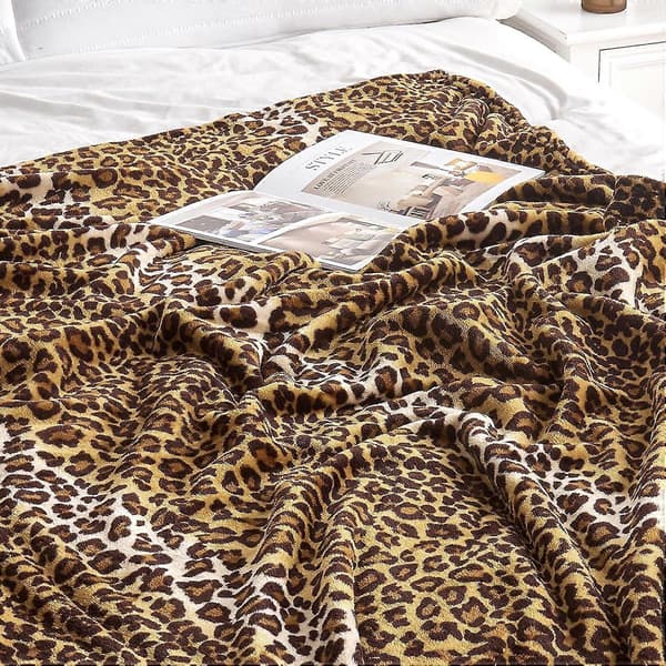Leopardmønstret teppe for seng, sofa, reise og camping, supermykt og behagelig fluffy teppe 130x150cm