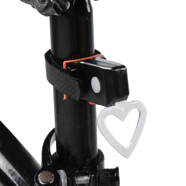 USB-opladning LED-baglygte Vandtæt Baglygte Rød til MTB cykel Mountain Bike Heart