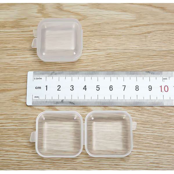 Liten Klar Boks Gjennomsiktig Solid Holdbar PP Blank Overflate Bred Anvendelse Perleboks for Smykker Piller Øreplugg