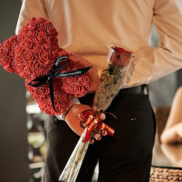Romantisk kunstig roseblomst bamse Valentinsdagsgave