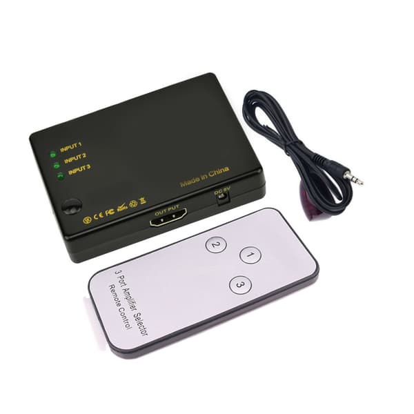 4K HD Multimedia Interface -kytkin 3 sisään 1 ulos IR-kaukosäädin HD Multimedia Interface -jakaja