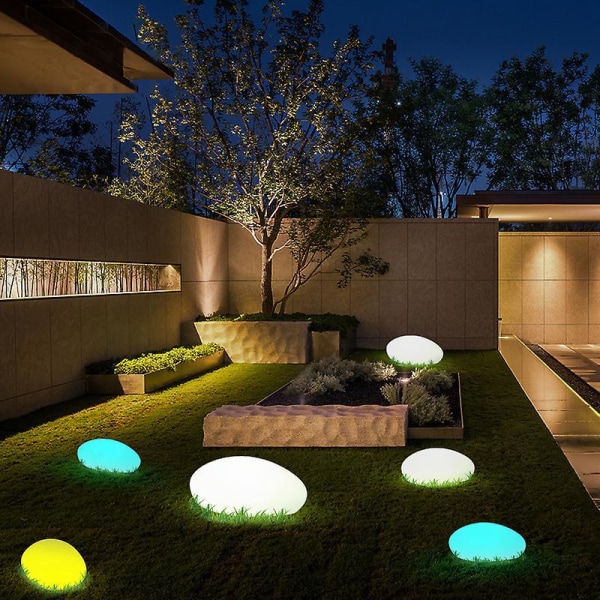 Fjärrstyrd RGB Solar Garden Light - Justerbar vattentät utomhusljusboll med 16 färger för balkong och festdekor