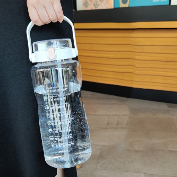 Utendørs sportsvannflaske Plast Fitness vannflaske Ekstra stor kapasitet vannkoker med doble sugerør Time Marker White 2000ML