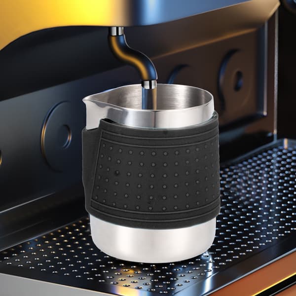 350 ml mælkeskummerkande i rustfrit stål med anti-skoldningssilikone til latte art (sort)