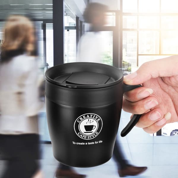 Isoleret kaffekrus i rustfrit stål med ske og låg til kontorrejser (sort)