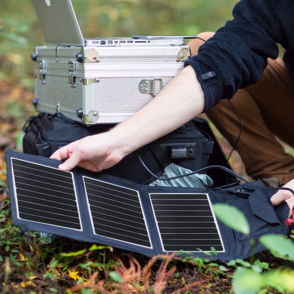 Solcellepanel Monteringsutstyr Monokrystallinsk Silisium Telefonlading Solcellepanel Hvit