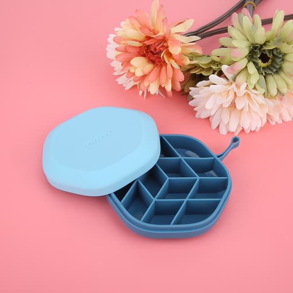 Husholdnings Mini Silikone Isform DIY Isbakke Maker Køkkenudstyr (Lyseblå)