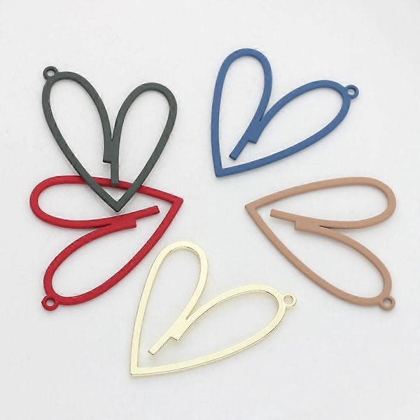 Fargerikt Hjerteanheng i Sink Legering for DIY Smykkelaging 10 Stykker Per Parti B