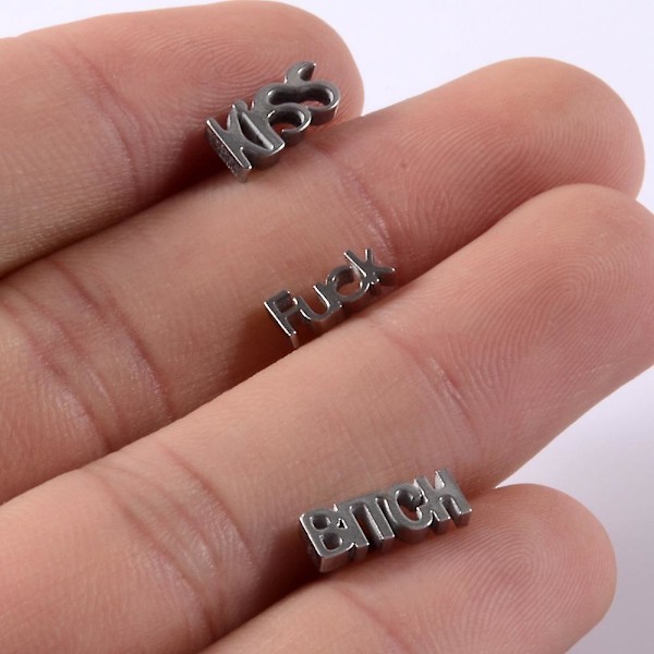 Set med 7 klara akrylretainer 16g för tragus, helix, läpp och broskpiercingar