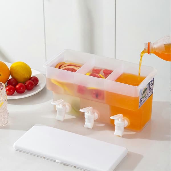 3-roms drikkedispenser i plast, praktisk vanndispenser for kalde sommerdrikker Vit