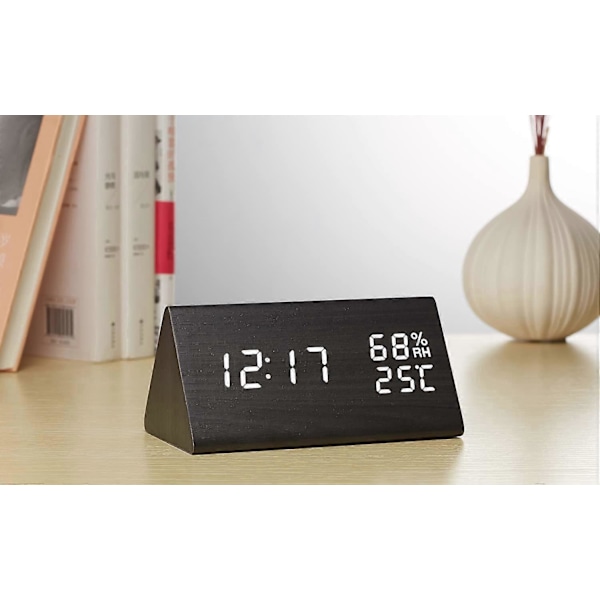 LED Elektronisk Väckarklocka i Trä, Digital Klocka med 3 Alarm, USB-driven Digital Väckarklocka med Tid, Temperatur och Luftfuktighetsvisning, 12/24