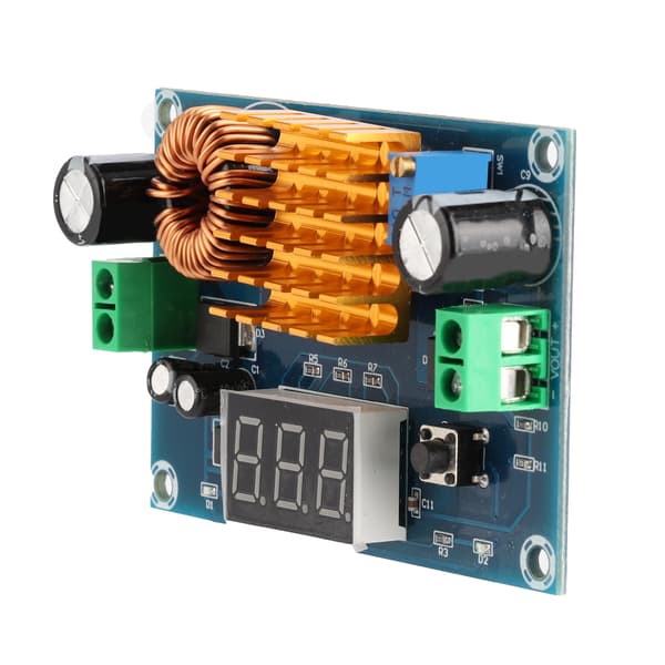DCDC Digital Boost-modul Högeffekts Step-up-omvandlarkort 4-35V till 5-45V 5A