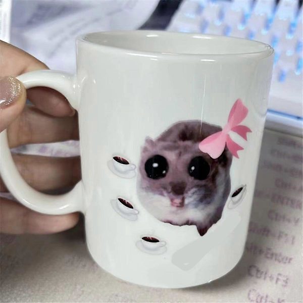 Trykte krus med trist hamster-meme Søtt krus God morgen lille jente