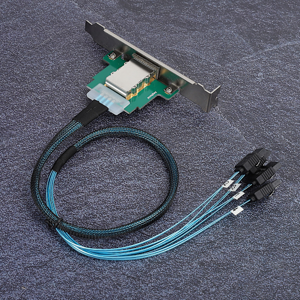 Mini SAS -käänteiskaapeli H0302 SAS 26P naaras - 4 x SATA laitteistodatakaapeli 0,8 metriä