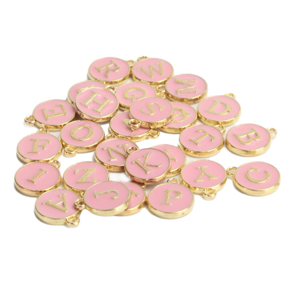 26 kpl / pussi DIY englanninkielinen kirjainriipus metallipyöreä riipus korujen valmistukseen CraftPink