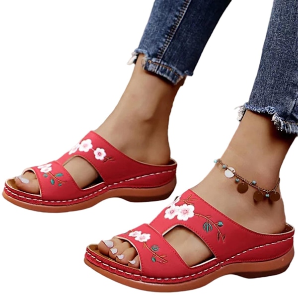 Vintage Röda Läderblommor Broderade Sandaler med Fotvalvsstöd