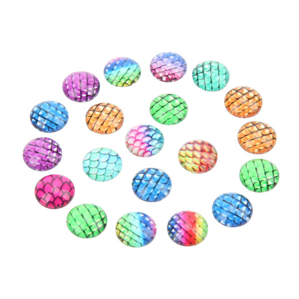 20 stk Dragon Scale Resin Flat Cabochons Lyse farver 12mm Dome Cabochons Gems til DIY Halskæder Armbånd Øreringe