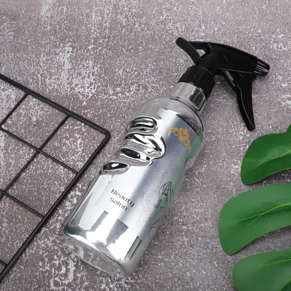 500 ml Ultra Fin Water Mist Frisör Spray Flaska Vattenspruta för Barber (silver)