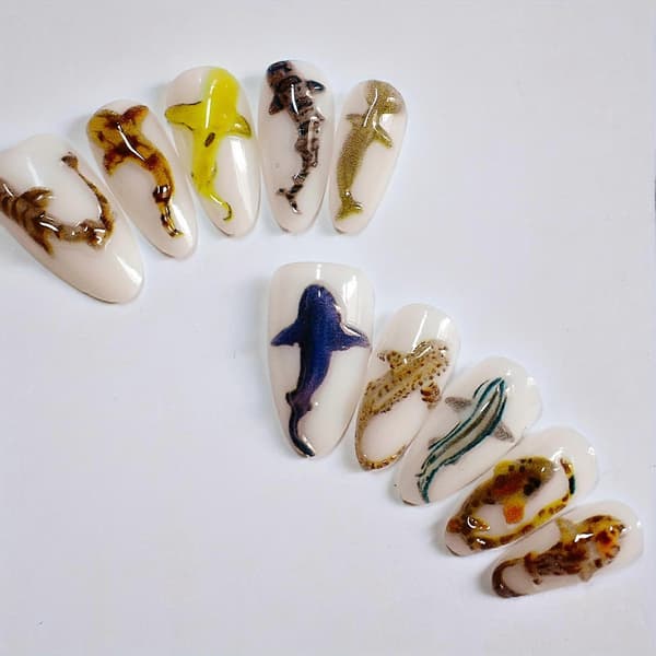 All Match Fake Nails with Fish Decor with Zero Pressure on Nail Bed Design XS