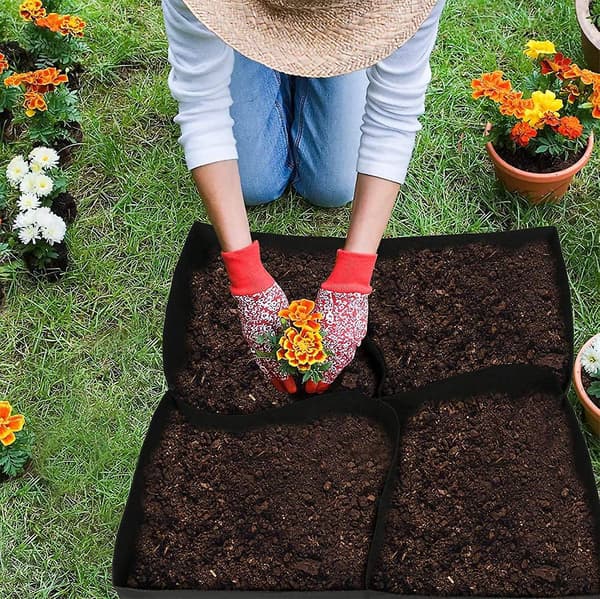 Fyrkantiga planteringspåsar för grönsaker och blommor, set om 2, tjockt tyg, 107 liter, 4 rutor