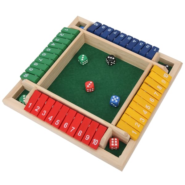 Noppapeli, matematiikkapeli, puinen lautapeli, pubi, baari, juhlat, perhe, vanhempi-lapsi-vuorovaikutuspeli