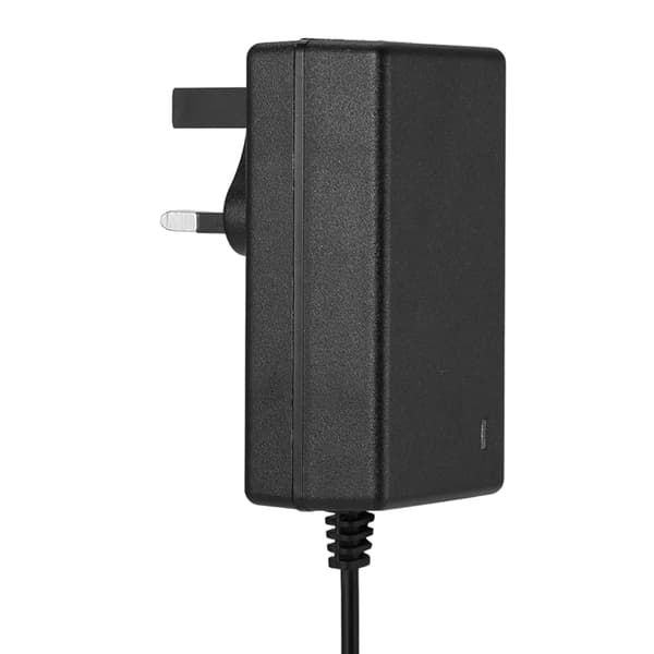 25.2V 1A Batterilader Strømadapter Lading Strømforsyning UK Plugg 110-240V
