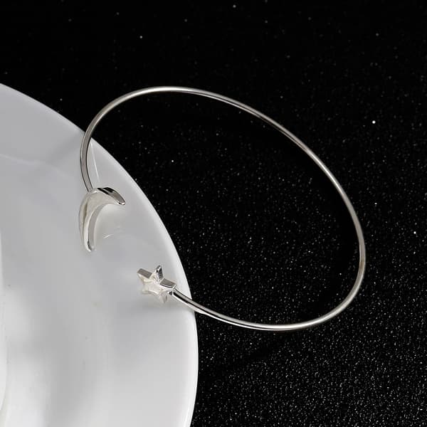 Åpent armbånd for kvinner, kobberbelagt armring med måne- og stjernedekorasjon (sølv)