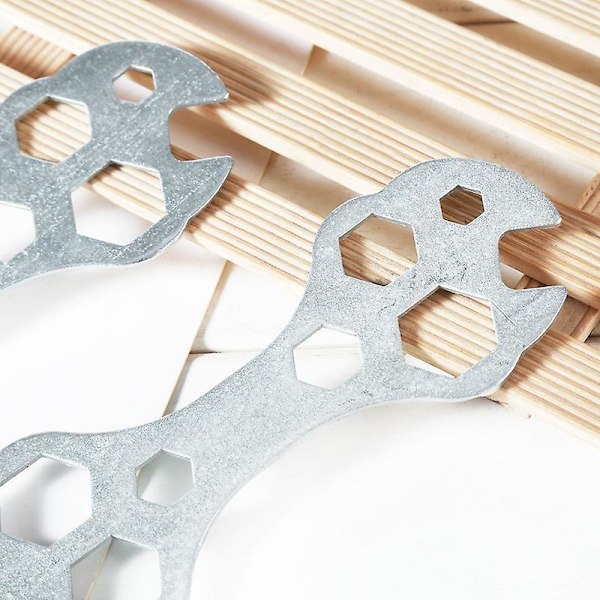 13,5*5 cm Multifunktionel Blomme Nøgle Mountainbike Reparationsværktøj Porøs Blomme Cykel Udvendig Unbrakonøgle