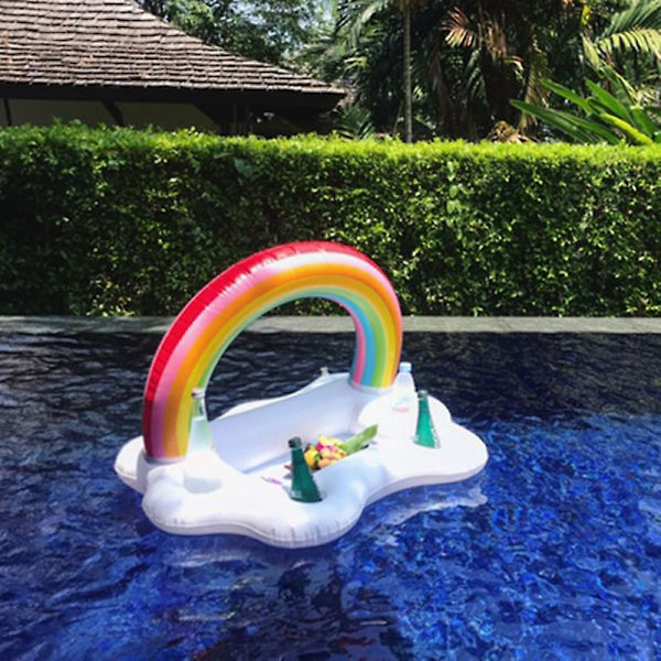 Oppustelig Rainbow Cloud-drikholder til pool, sjovt legetøj til børn og voksne