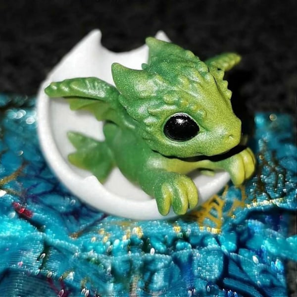 Nyfödd drake i ägg, söt liten drakfigur, kläckande drake, 3D Mini Art Drakstaty Skrivbordsdekorationer för fantasyentusiaster, samlare