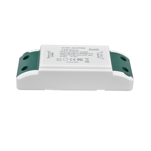 LED-ohjain Oikosulku Ylivirta Kevyt Kannettava Helppo asennus Vakiovirta-LED-taajuusmuuttaja AC100-240V