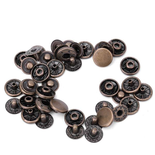 50 sett Pure Brass trykknapper Rund knapp Klut Bagasjedekorasjonsverktøy (12,5 mm bronse)
