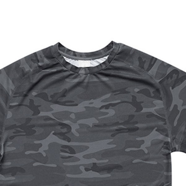 Sports T-shirt til mænd, hudvenlig, hurtigtørrende, åndbar, behagelig, rund hals, til løb, yoga, sort camouflage, M