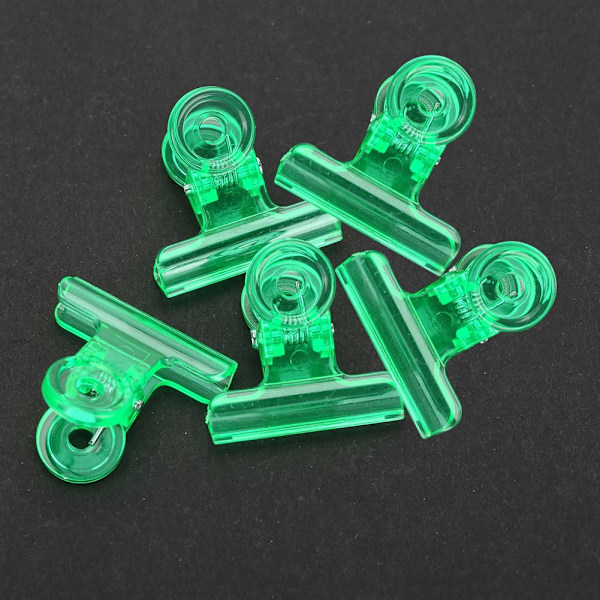5 st C-formade nagelförlängningsklämmor multifunktionella plast nagelkonsttillbehör gröna