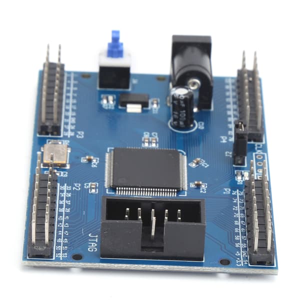 CPLD-kehitysoppimiskokeilumoduulin vaihto Altera MAX II EPM240:lle