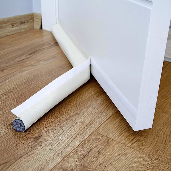 Hvit selvklebende dørtrekkstopper 90 cm - ensidig anti-kald dørbunnforsegling for trekk- og støybeskyttelse, væravisolering