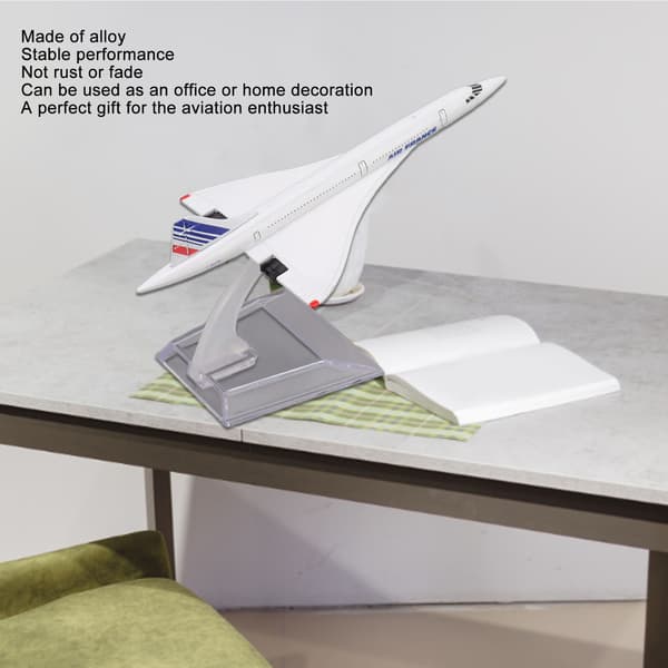Meget Realistisk Støbt Flymodel - 15,5 cm Længde
