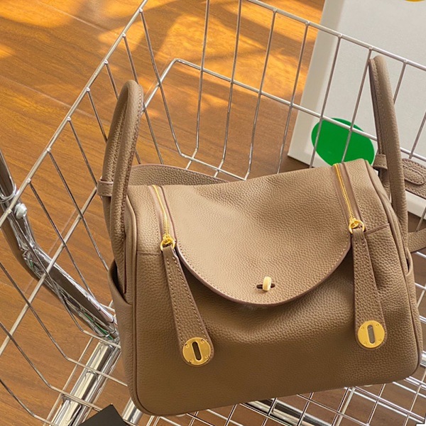 Lindy väska i ko-läder, ny mini kuddväska, messenger väska för kvinnor, pendlarväska i äkta läder, axelväska - Khaki, stor guldknapp, 26 cm Large khaki gold button 26cm