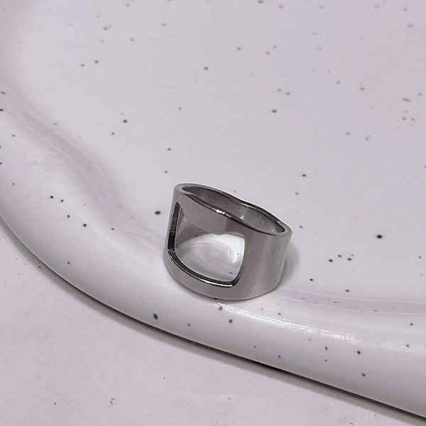 Kreativ Flasköppnare i Rostfritt Stål, Ringmodell, Ölverktyg för Hemmabar, Silver
