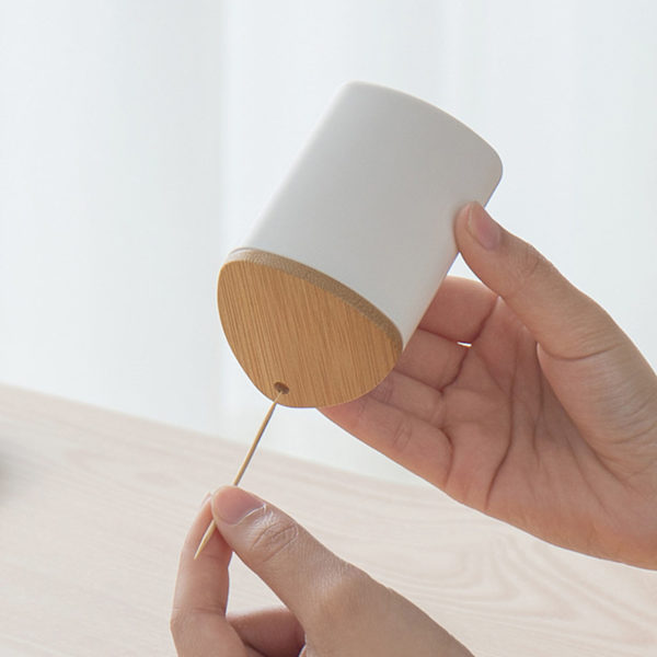 Tandpetare förvaring låda PS Bambu Enkel Modern Tandpetare Dispenser Behållare för Hem Hotell